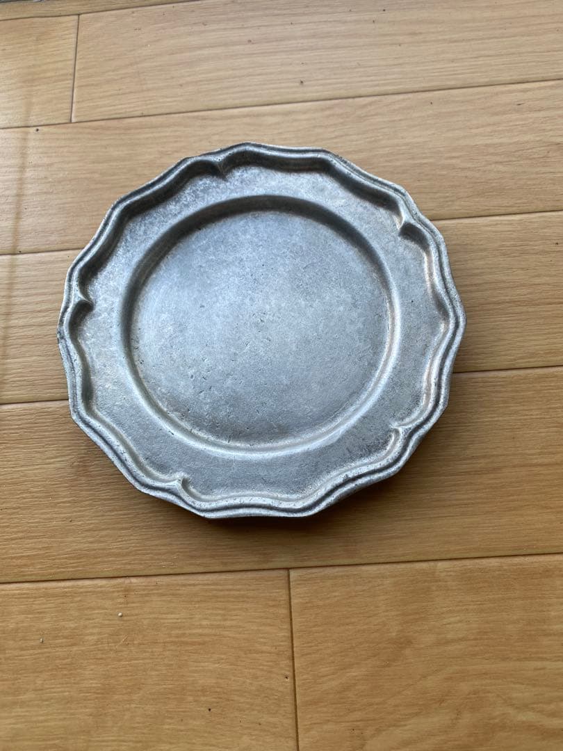 Bon Chef ピューター皿　花リム　1