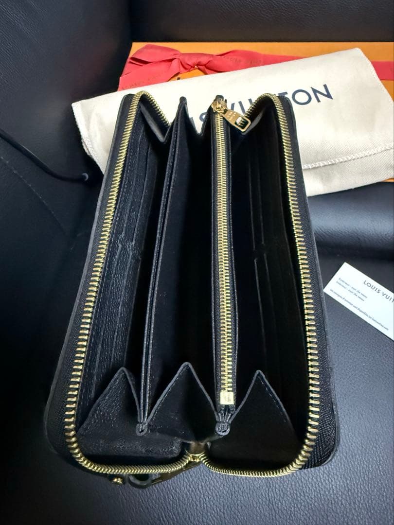 ルイヴィトン　長財布　ジッピーウォレット