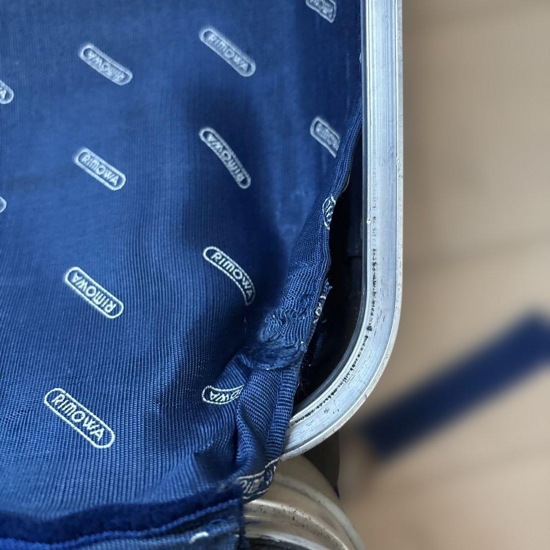 コ*グ様 希少 RIMOWA リモワ トパーズ キャビントローリー　青ロゴ2輪