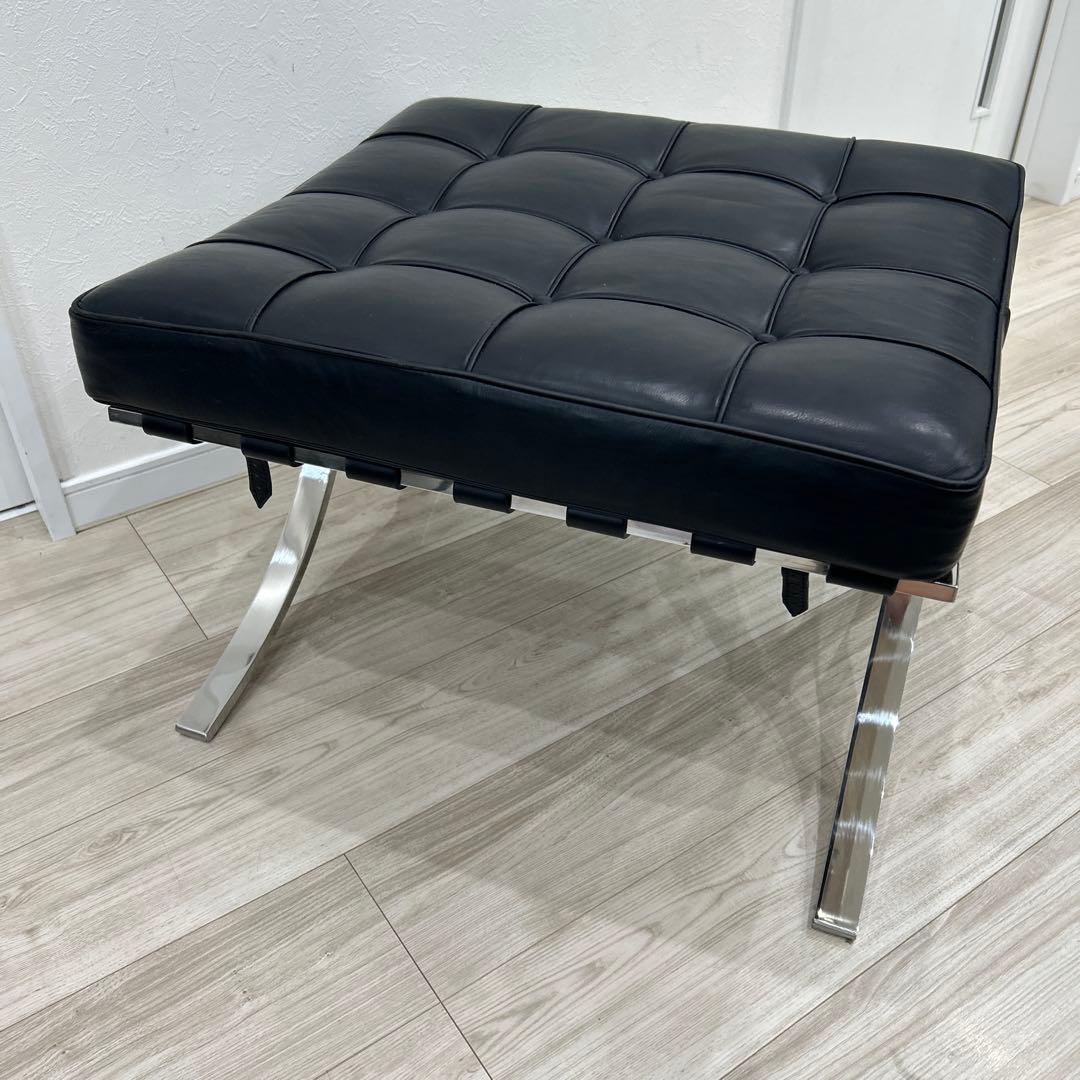 バルセロナチェア　オットマン リプロダクト