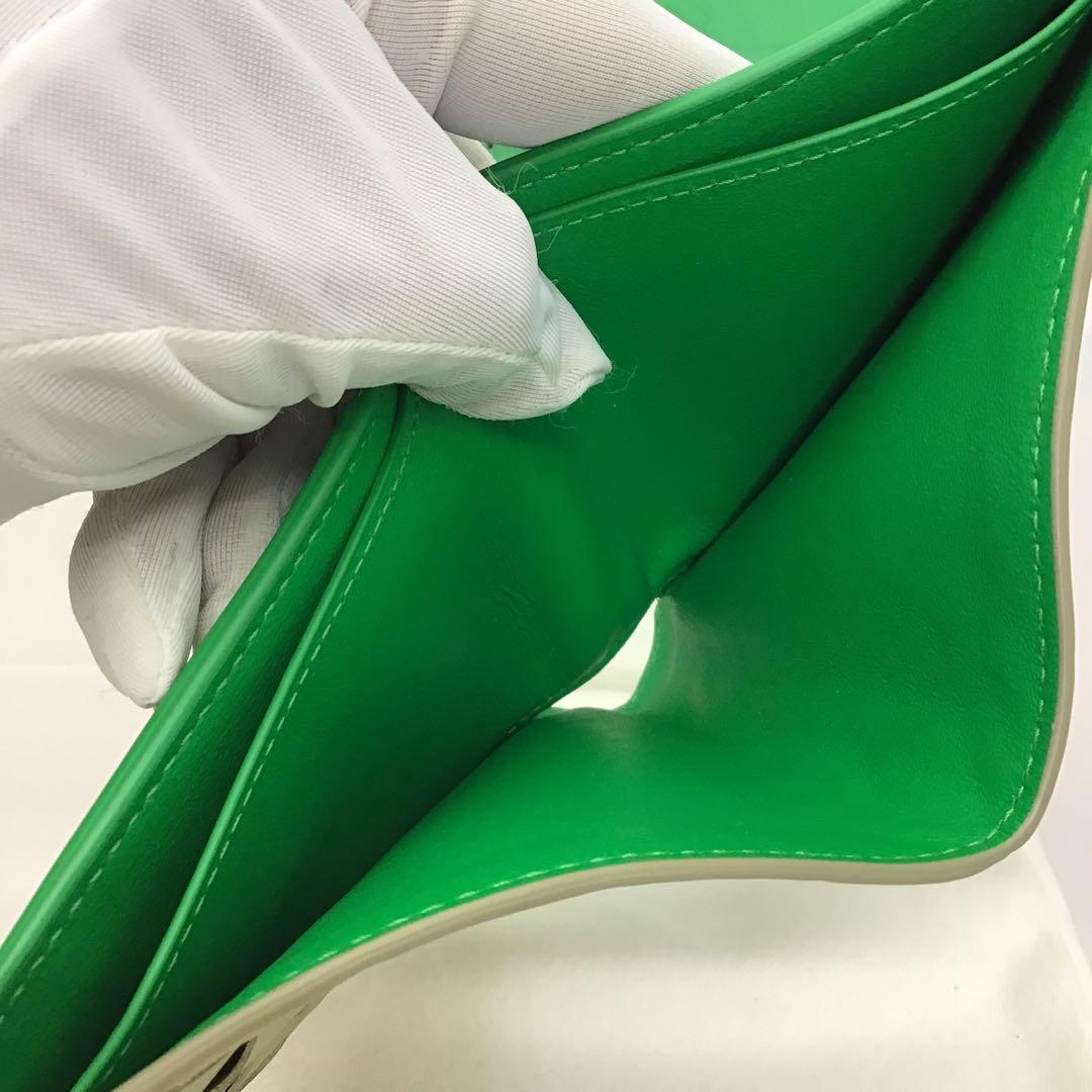 ❣️ボッテガべネタ❣️ 二つ折り財布　イントレチャート　グリーン