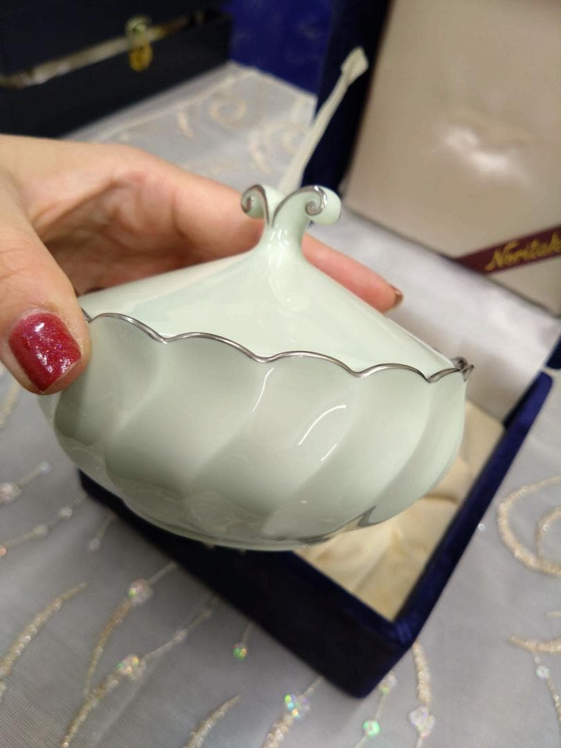 Noritake ボンボニエール☆BONBONIER　ノリタケ　☆専用ケース入☆