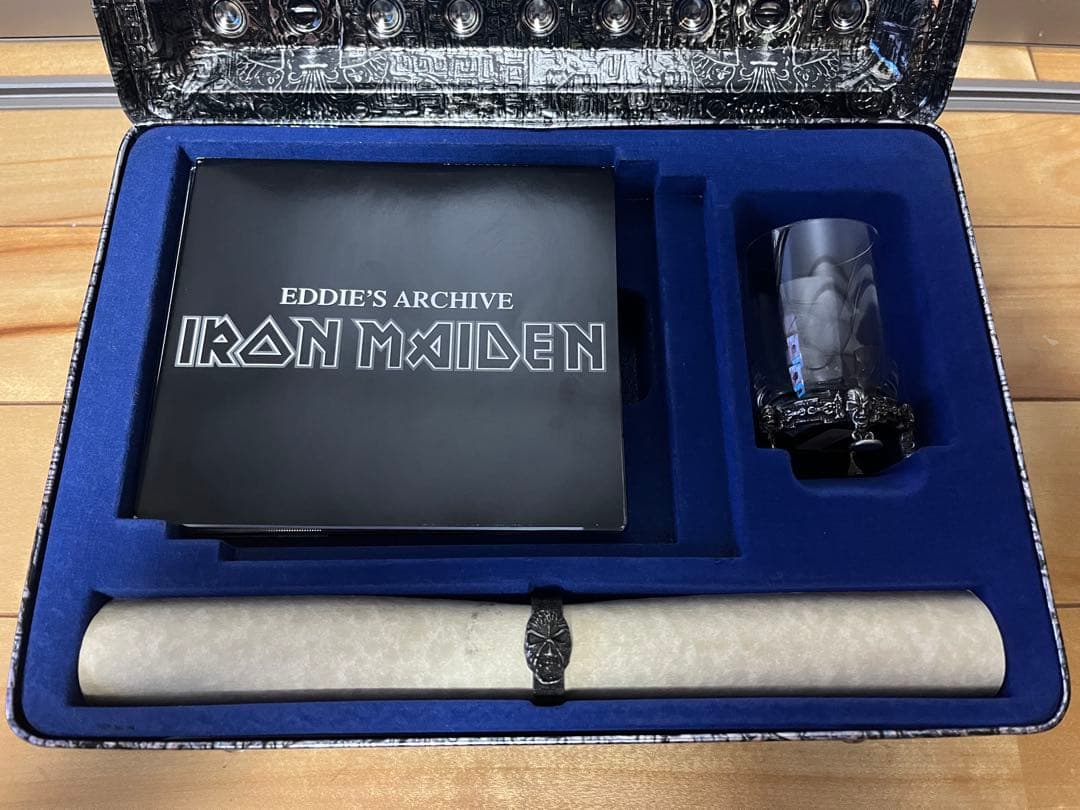 アイアン・メイデン EDDIE'S ARCHIVE 鋼鉄の刻 限定盤