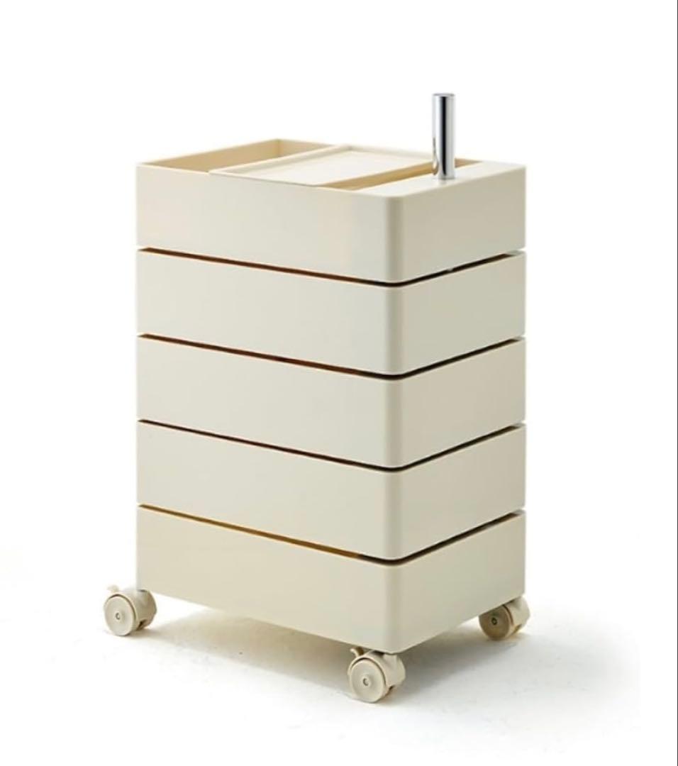 収納キャビネット