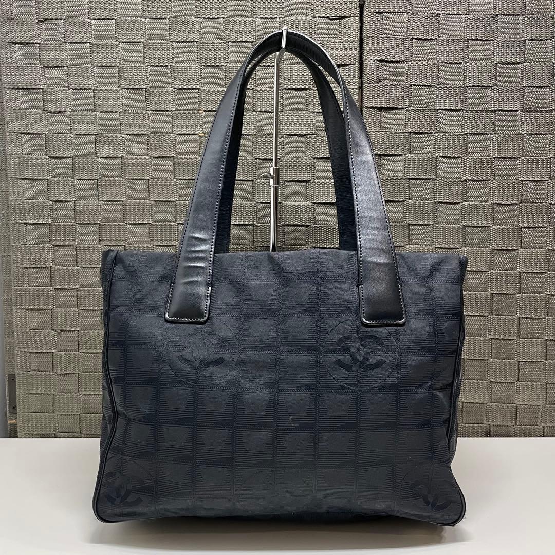 M*ん様 CHANEL ニュートラベルラインPM ブラック ナイロン トートバッ