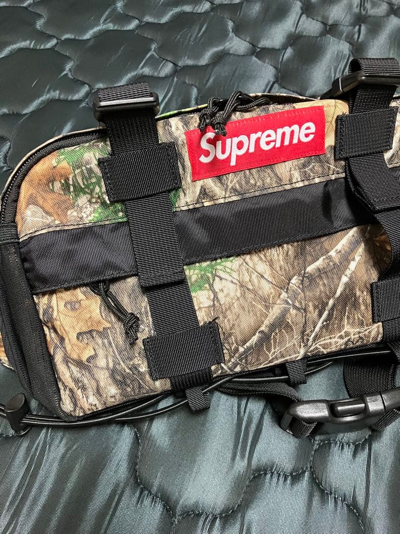 正規品　Supremeリアルツリー ボディバッグ 迷彩　カバン　ウエストポーチ