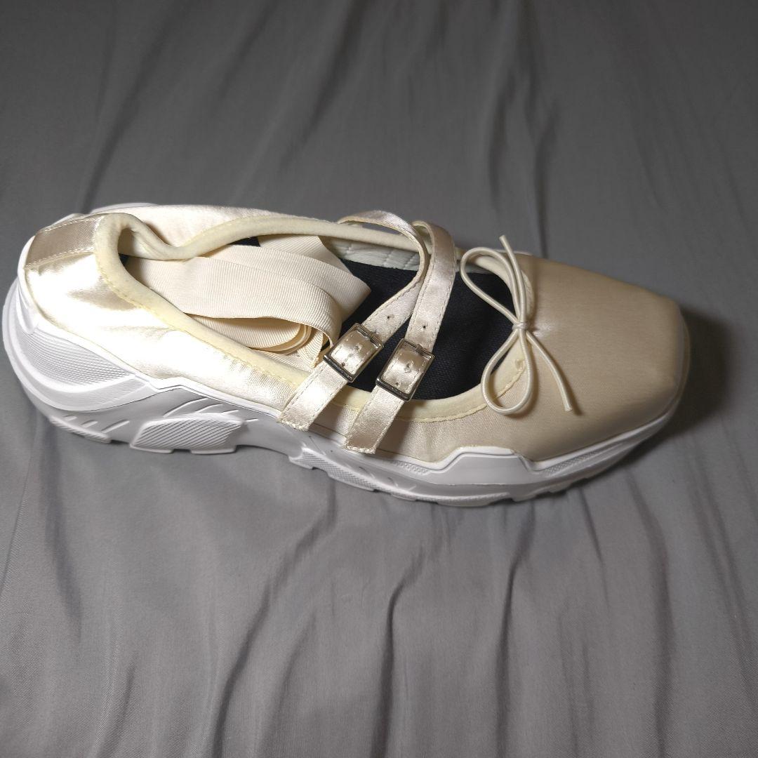 靴 AKIKOAOKI Giselle satin IVORY x WHITE