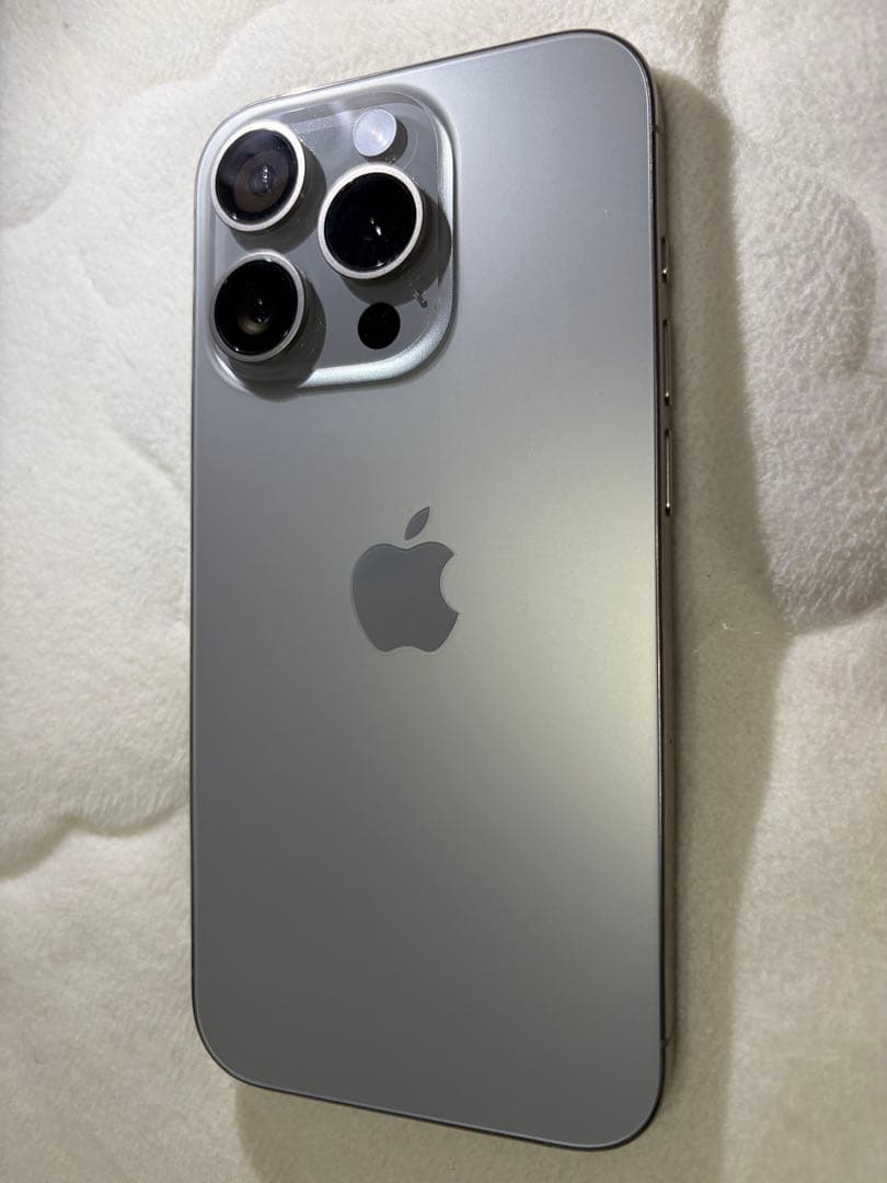 スマートフォン本体 iPhone 15 pro