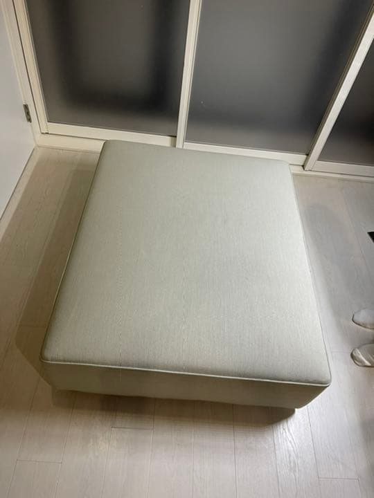 B &B ITALIA  ANDYのシリーズ　オットマン