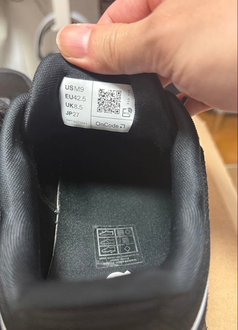 On ランニングシューズ ブラック