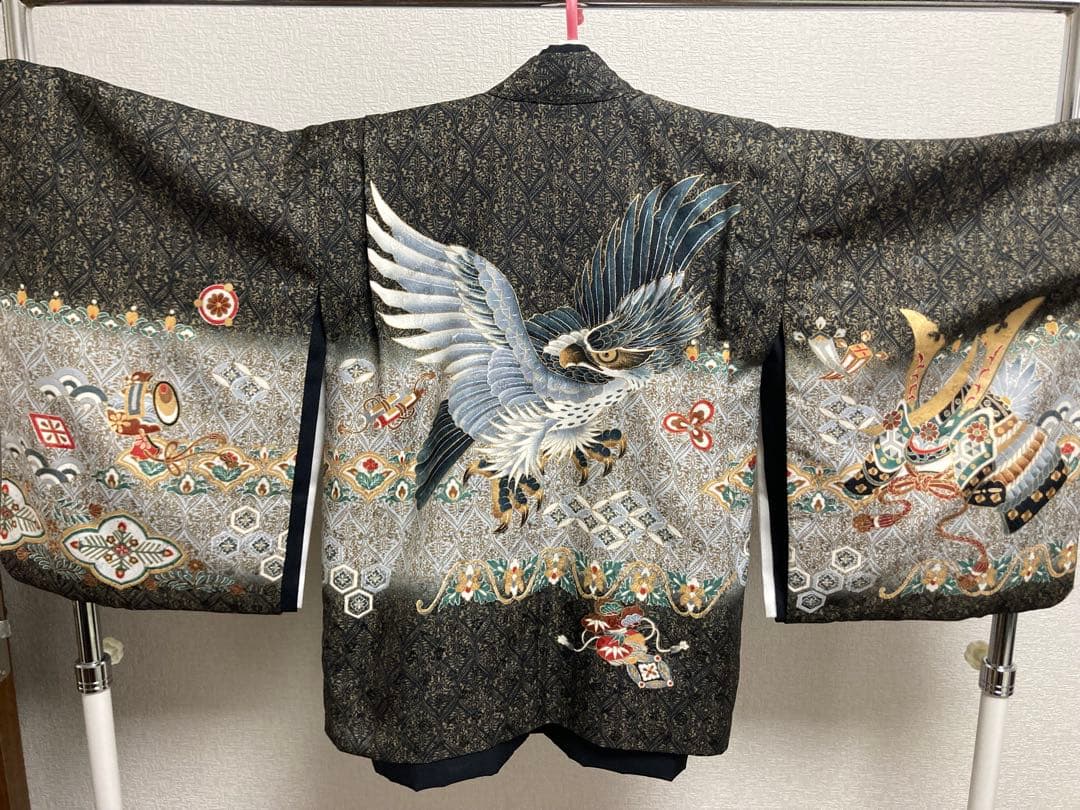 五歳男児七五三お宮参り　着物羽織長襦袢セット　茶黒金地模様　個性的　オンリーワン