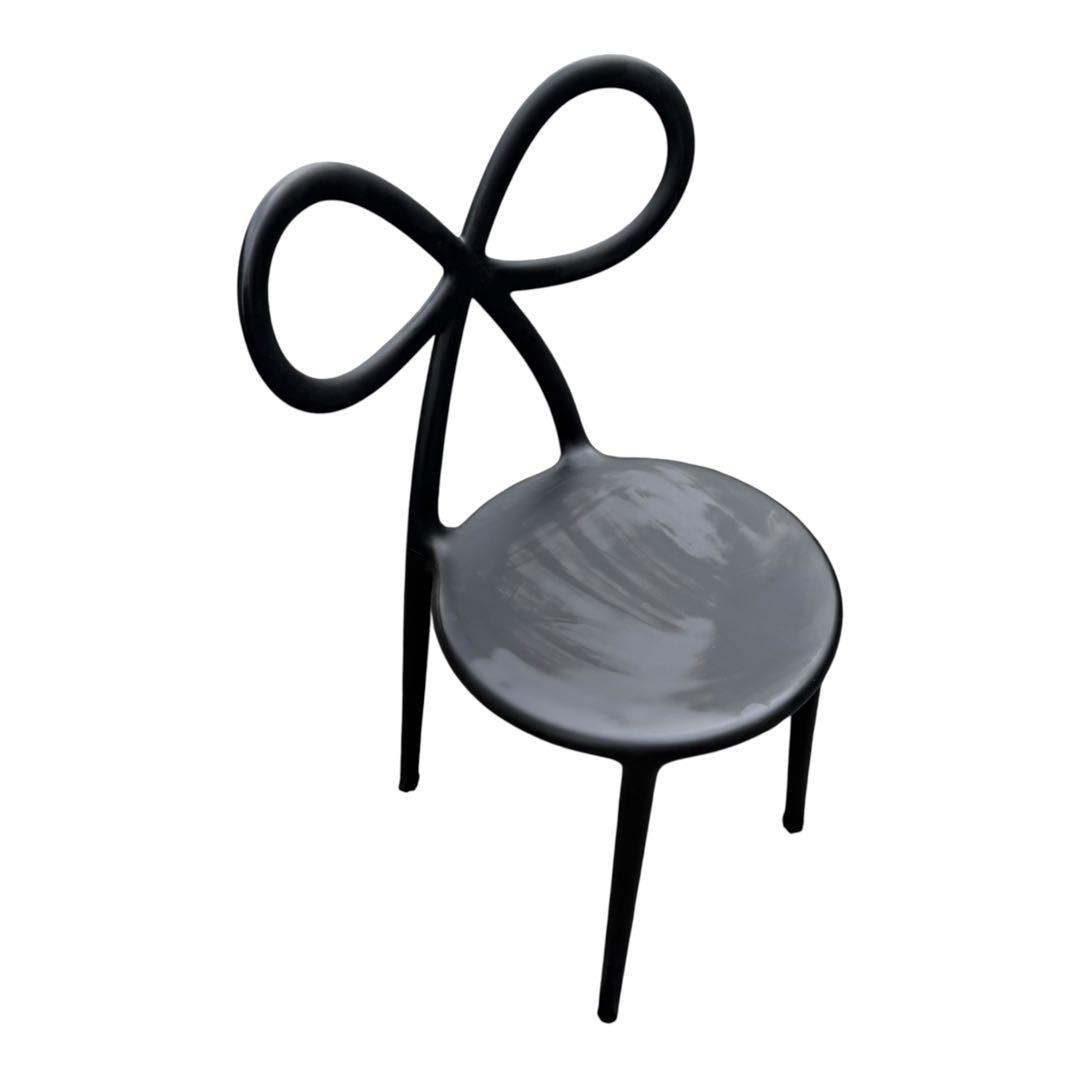 Qeeboo リボンチェア RIBBON CHAIR ブラック