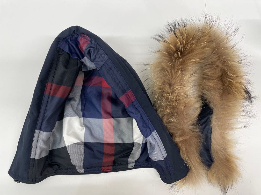 【新品未使用】ブラックレーベル クレストブリッジ　メンスダウンコート　Mサイズ