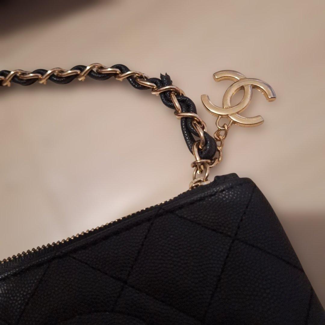 CHANEL ブラック キルティング ポーチ