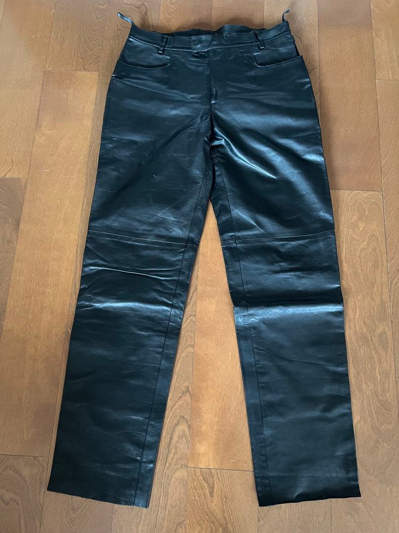 MIUMIUレザーパンツ