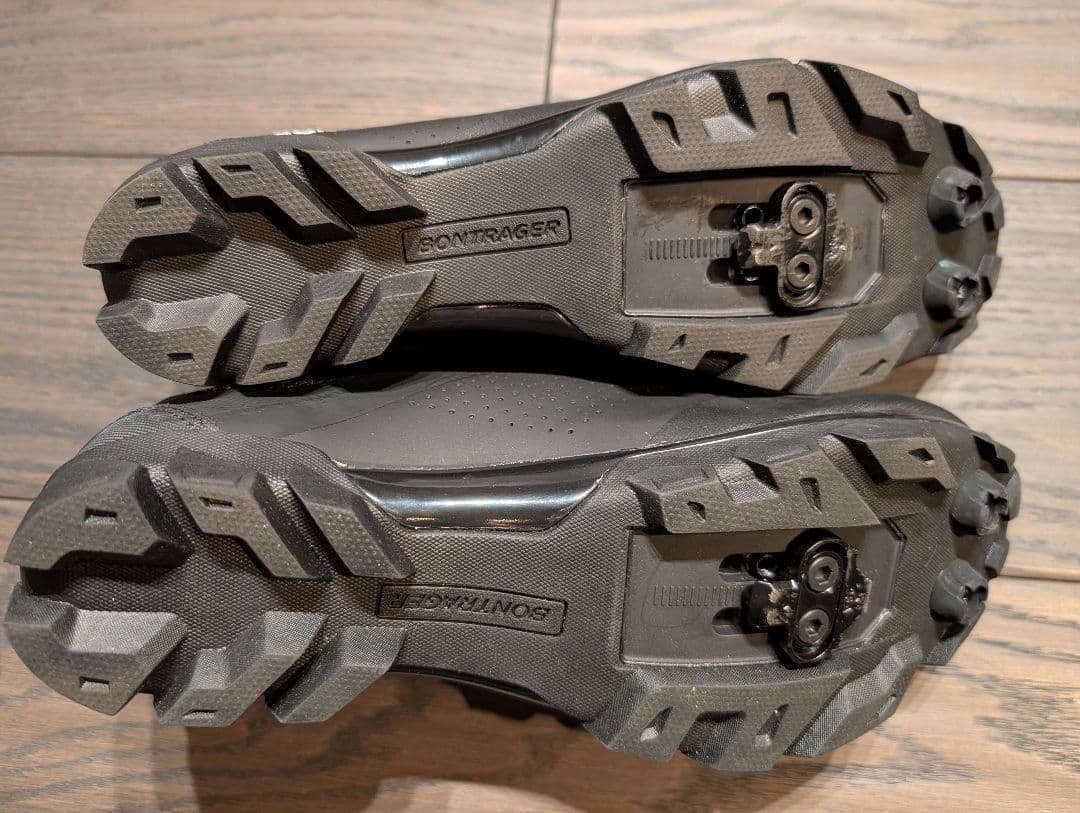 【期間限定値下げ】Madone SL 6 Di2 Gen 6 + 未使用備品一式