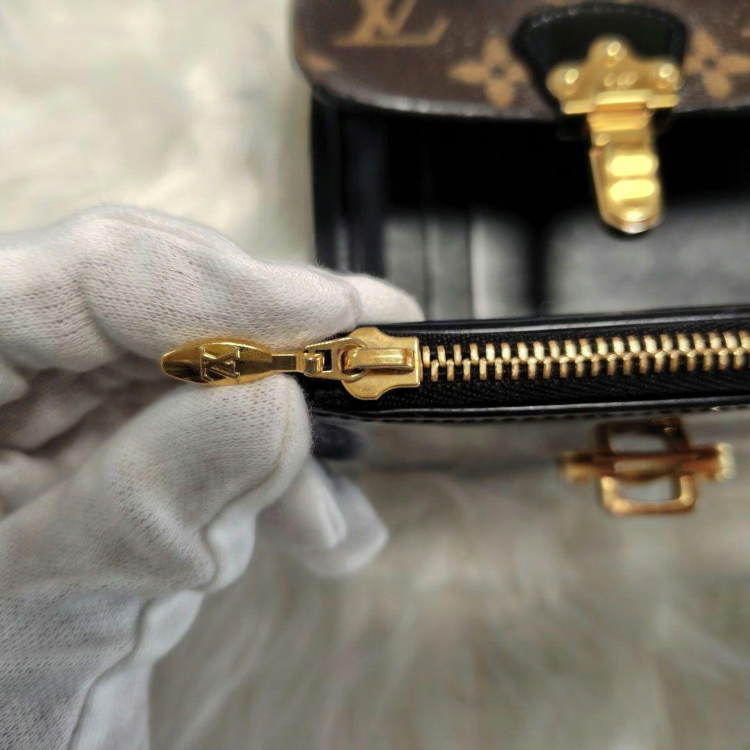 セール中　希少[美品]ルイヴィトン チェリーウッド コンパクト