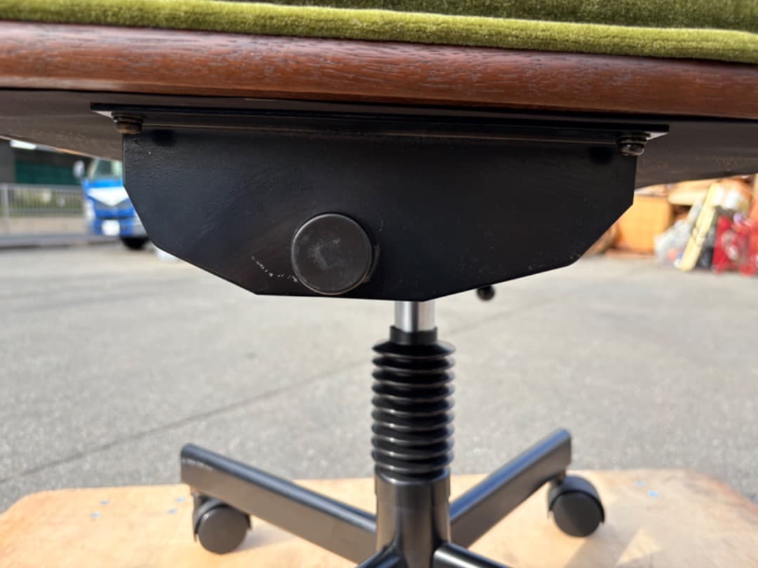 maruni　マルニ　地中海シリーズ　デスクチェア　事務椅子　レトロ　ベロア