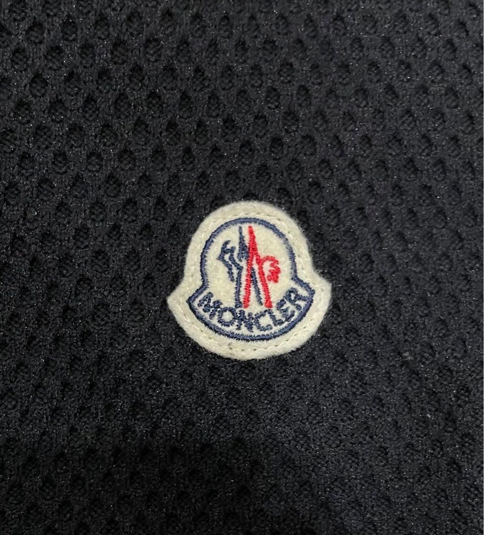 ［極美品］モンクレール　パーカー　ブラック　サイズS