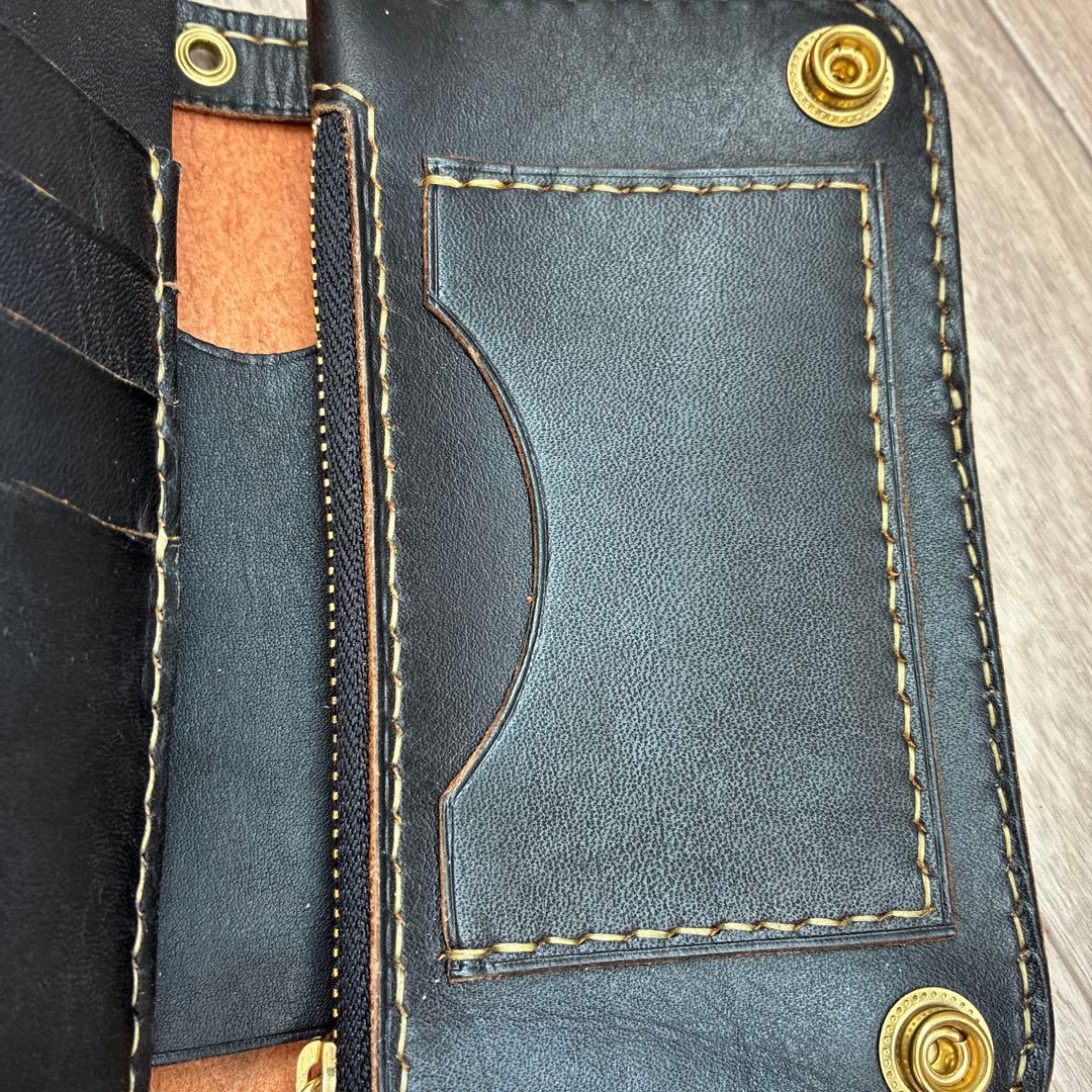 【茶芯ブラック】ミドルトラッカーウォレット　真鍮　お札を折らずに収納　タイプB