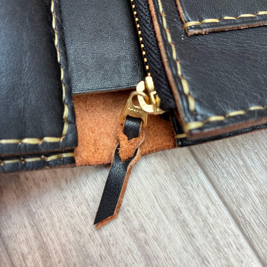 【茶芯ブラック】ミドルトラッカーウォレット　真鍮　お札を折らずに収納　タイプB