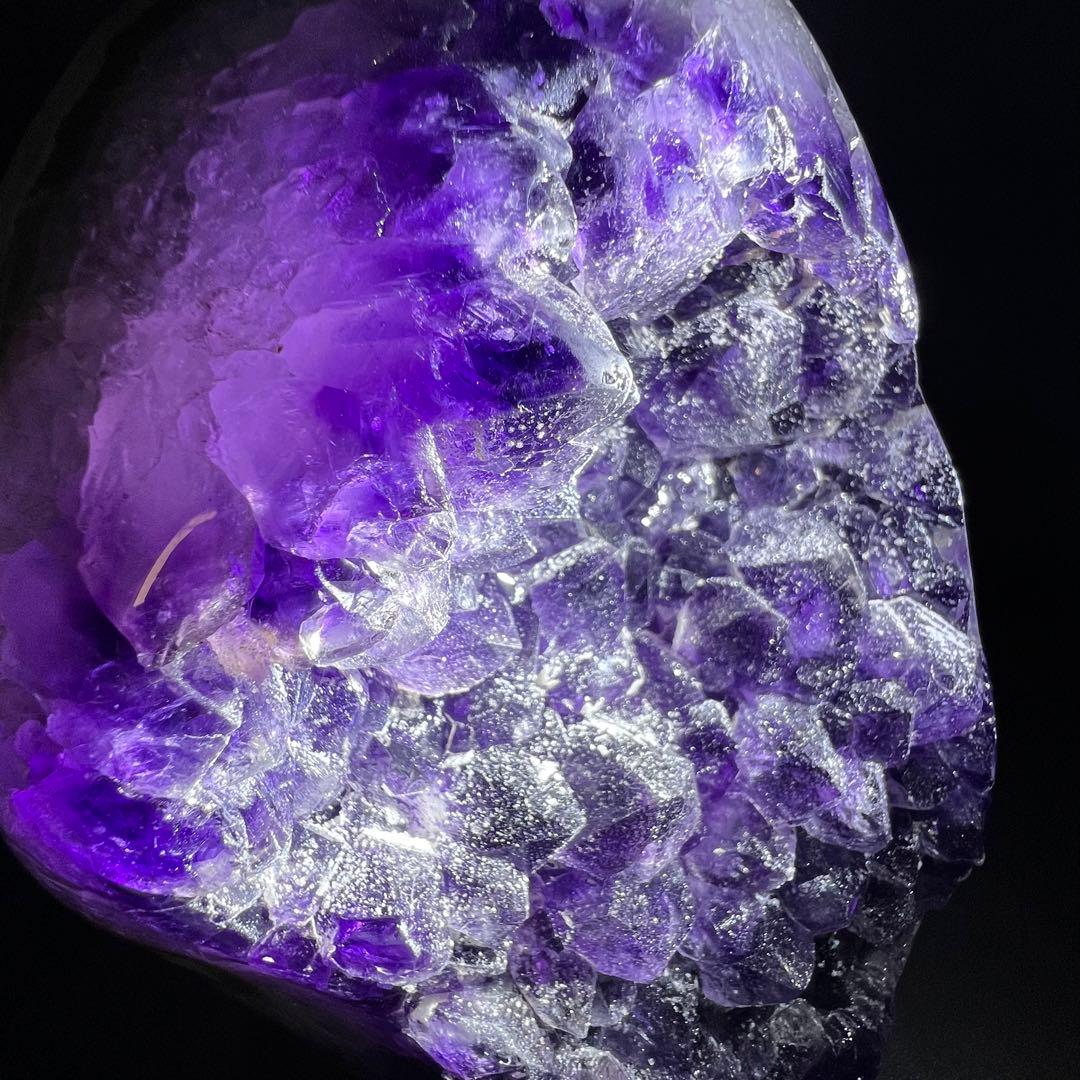 ✳️極品✨神々しい美濃紫の輝き✨最強浄化や魔除け✨特大 アメジストクラスター 原石