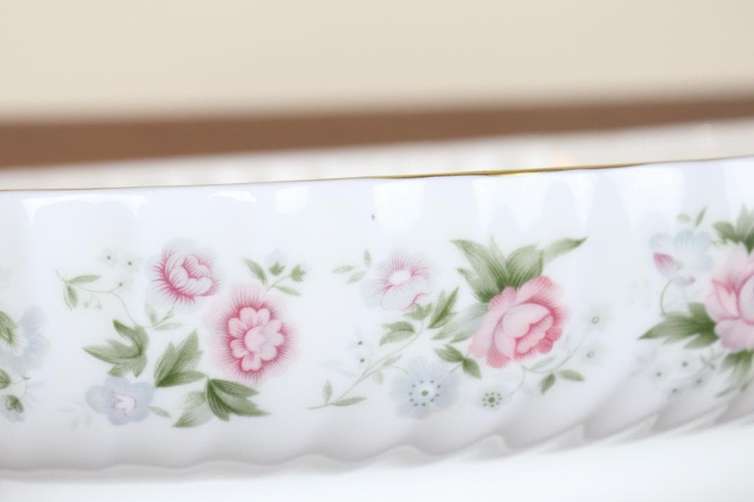 お値下げ♡ ミントン　スプリングブーケ　チュリーン　蓋付ボウル　ヴィンテージ