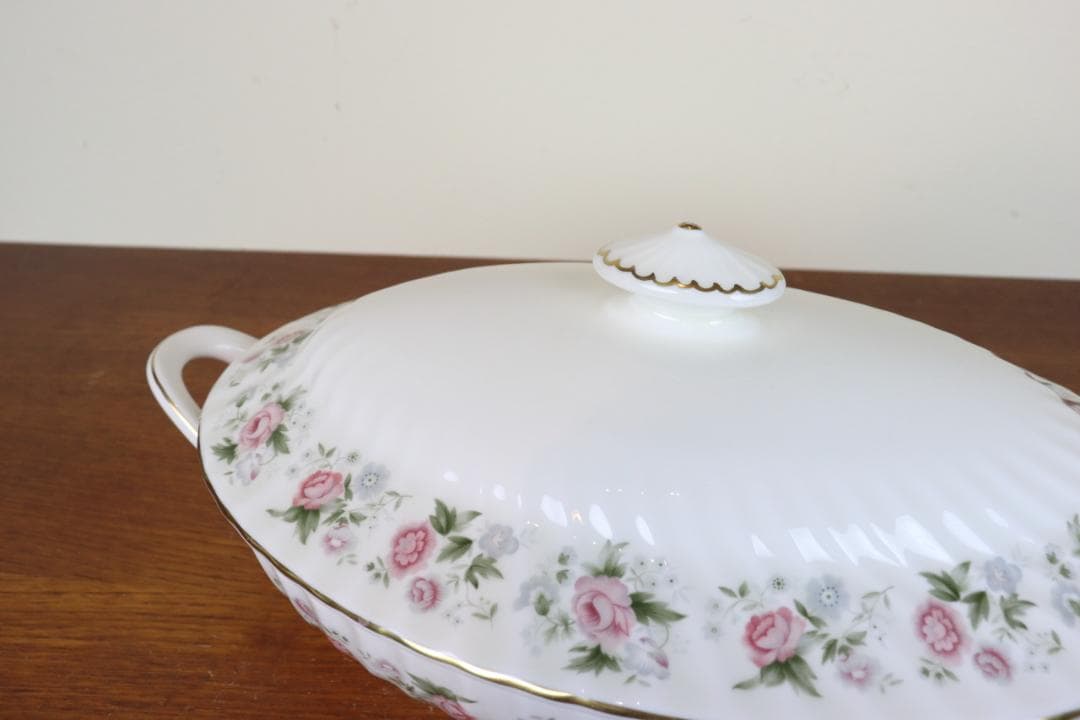 お値下げ♡ ミントン　スプリングブーケ　チュリーン　蓋付ボウル　ヴィンテージ