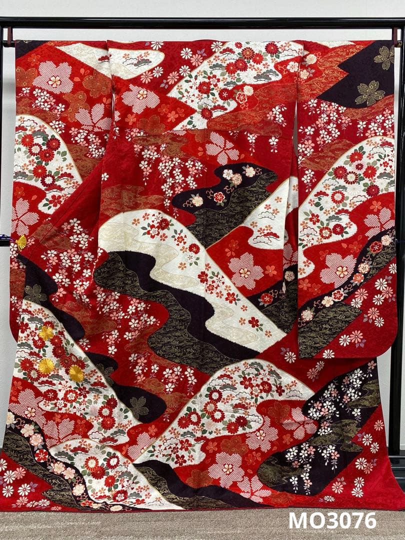 振袖 豪華 金駒 金彩 銀通し 紋意匠 身丈170cm パールトーン加工済