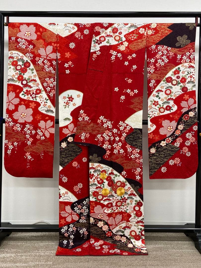 振袖 豪華 金駒 金彩 銀通し 紋意匠 身丈170cm パールトーン加工済