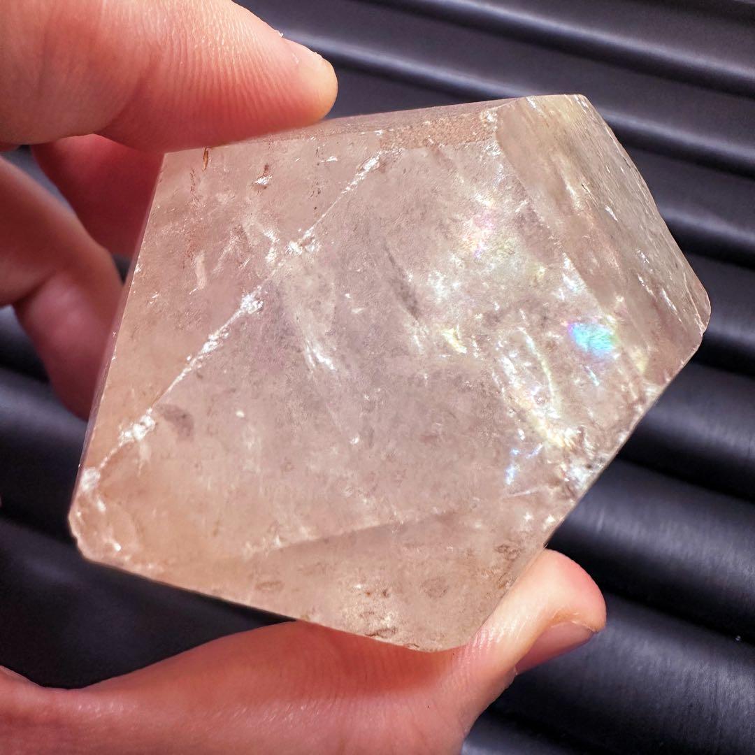 爆アレ❗️レインボー☆可愛いピンク♡超綺麗ピンクヒマラヤクラスター天然石A1510