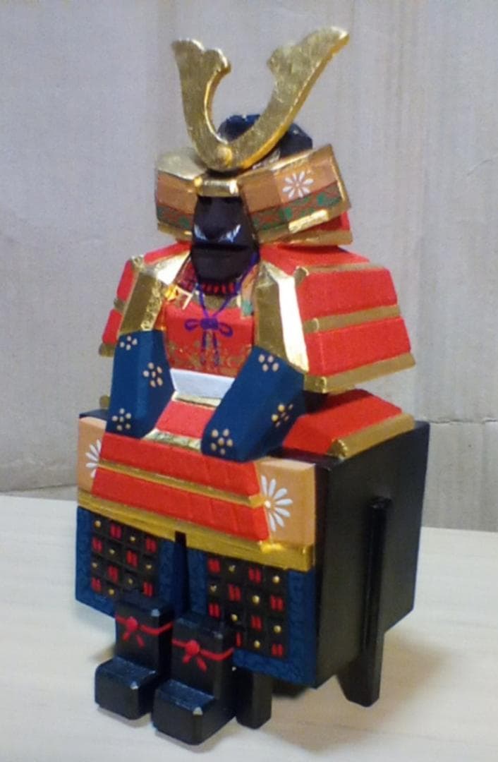 奈良一刀彫　五月人形「甲冑平飾」