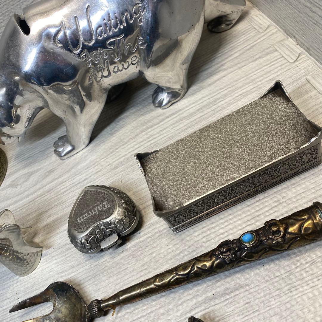 アンティーク雑貨 ボックス　小物入れ　アクセサリーケース　金属製