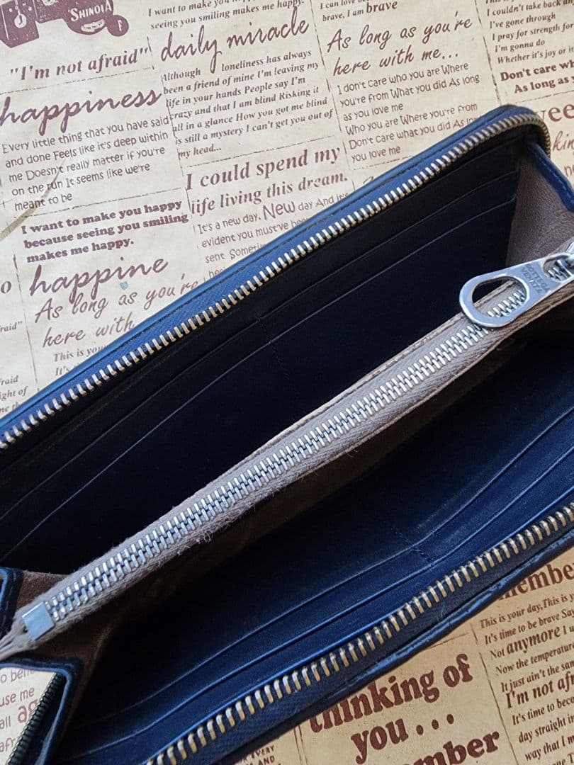 新タグ ボッテガヴェネタ　編み込み　長財布