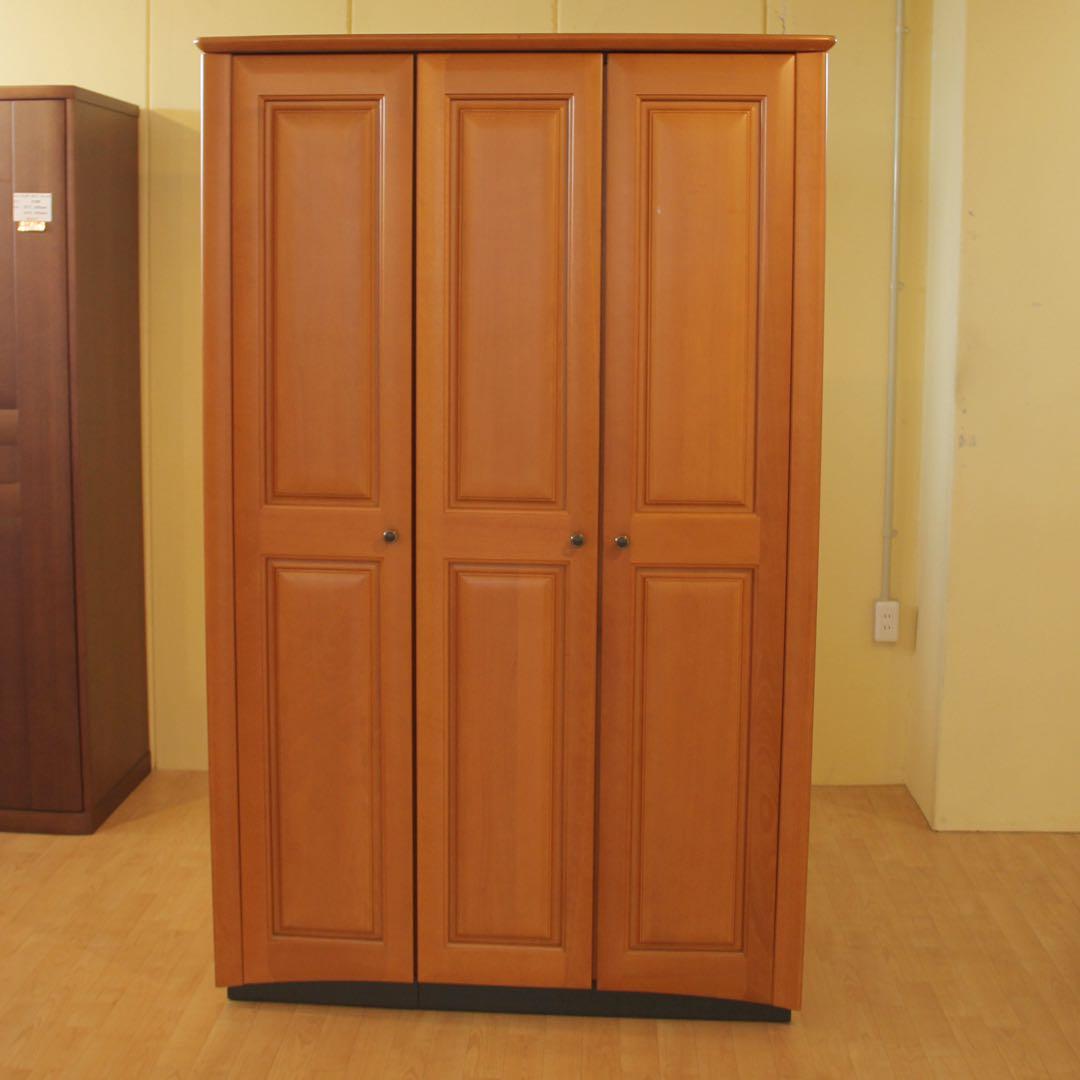 国産高級洋服タンス　家具店展示未使用品