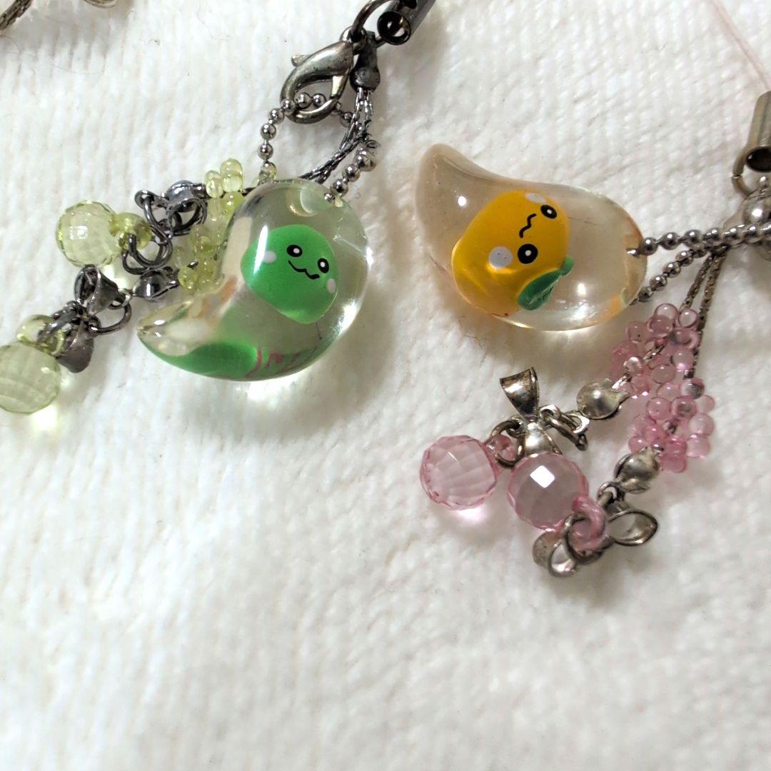 レトロ　ストラップ　びわちゃん　みかんちゃん　勾玉クローバー　まりもちゃん