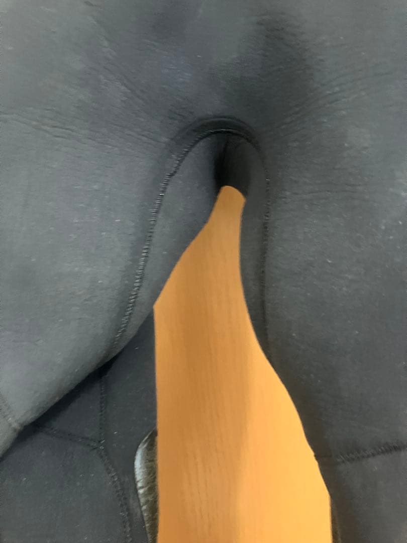 BE WET ウェットスーツ　ビーウェット　ドライスーツ　サーフィン