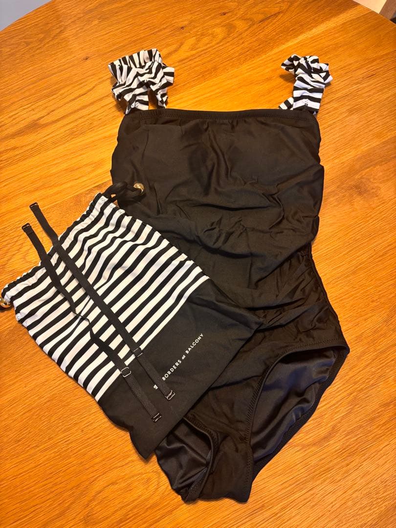 ボーダーズアットバルコニー 水着　3way Mサイズ　専用巾着付　美品