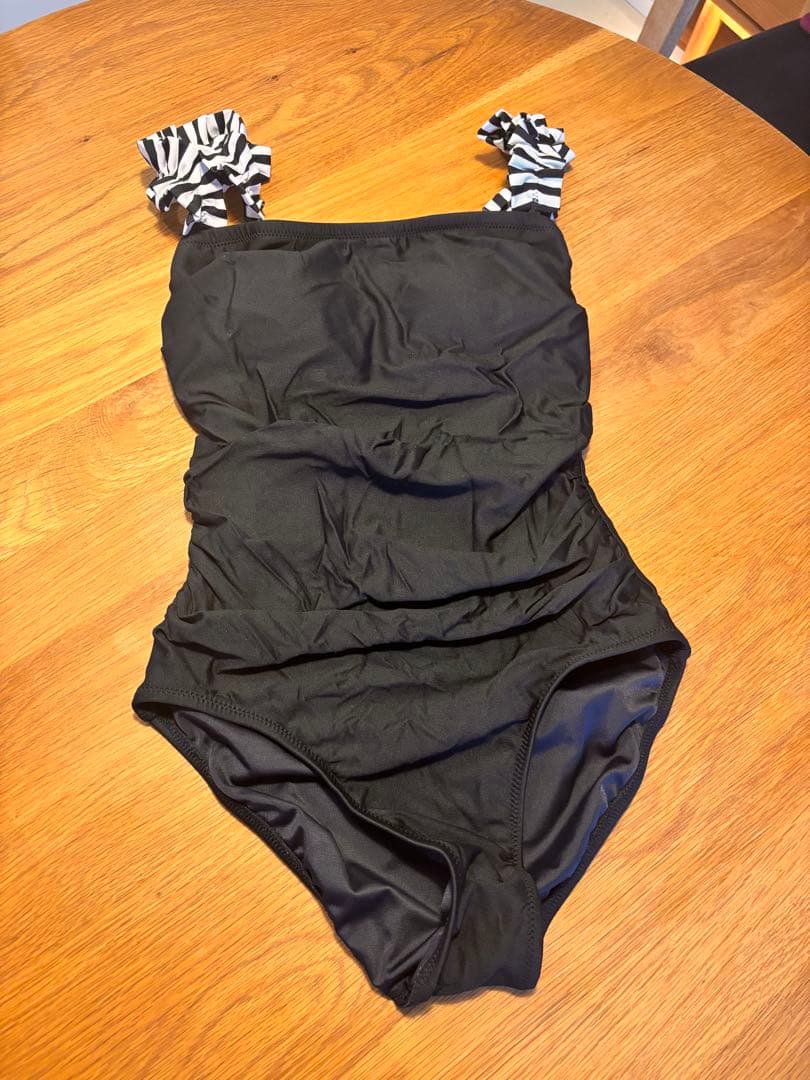 ボーダーズアットバルコニー 水着　3way Mサイズ　専用巾着付　美品