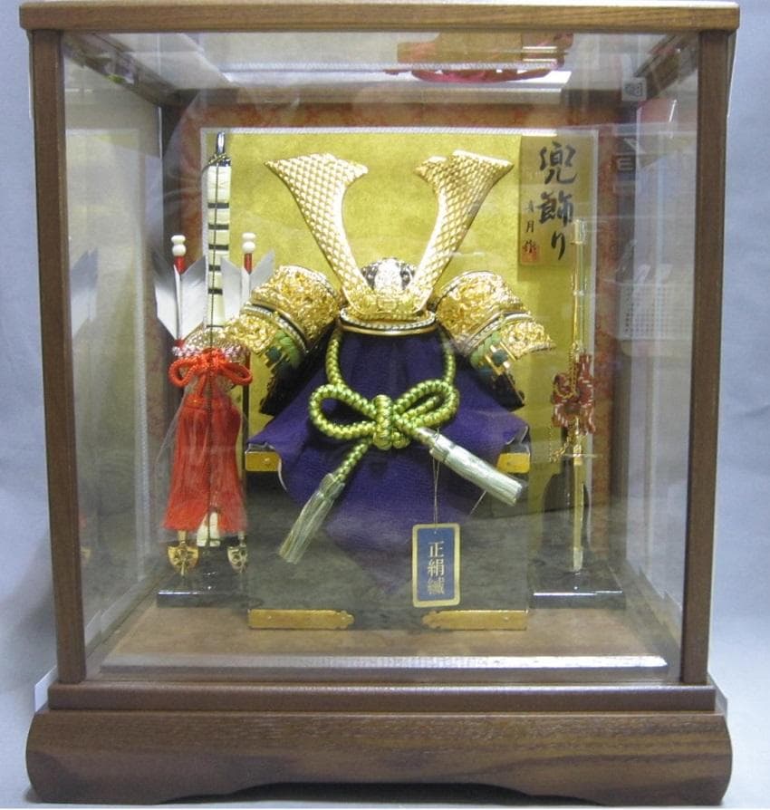 端午の節句 特選五月人形 上兜 8号正絹ケース飾り