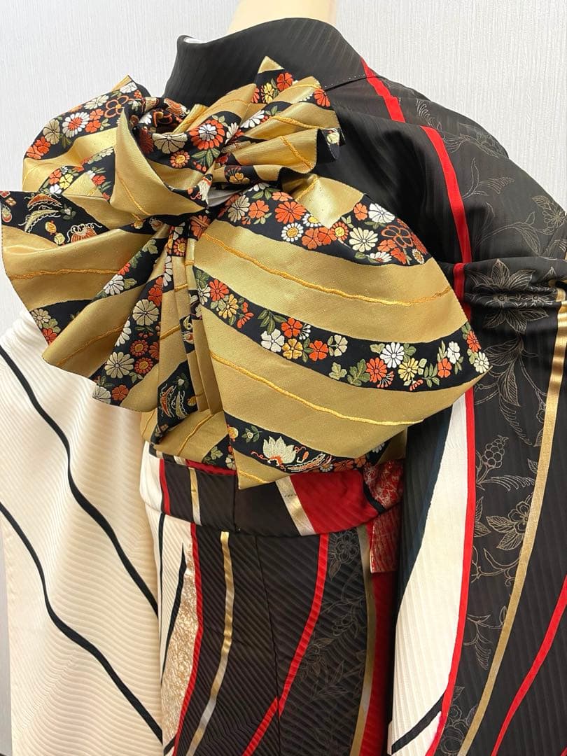 梅乃【151】正絹　振袖　フルセット　前撮り　成人式　撮影　大人　黒　赤　金