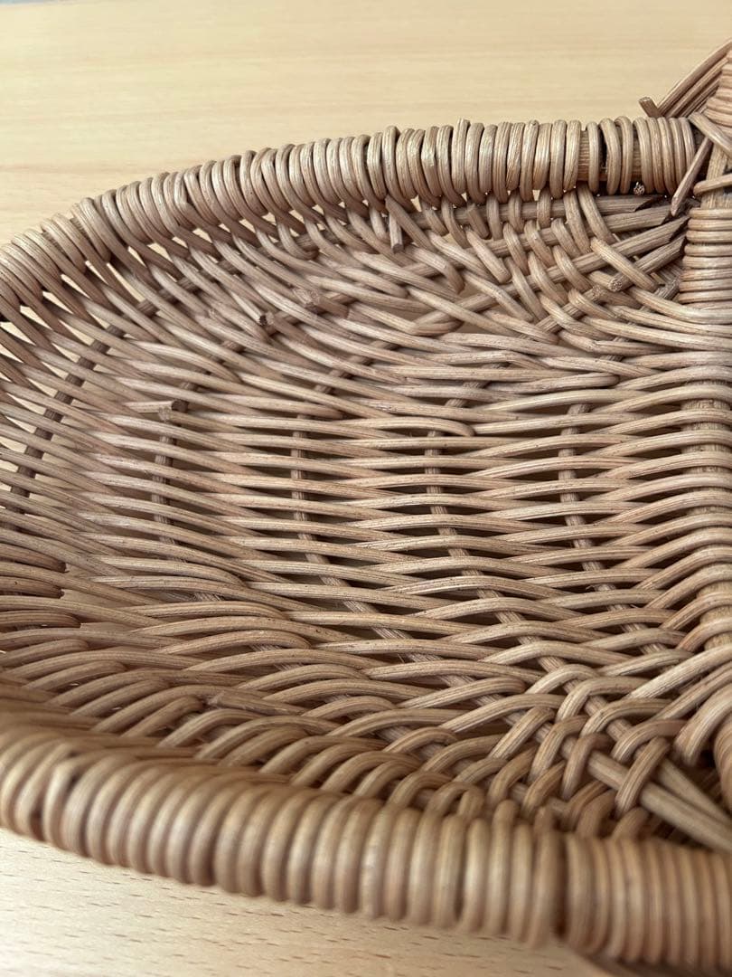 ラトビア　バスケット　かご 　持ち手付き　ゴッドアイ