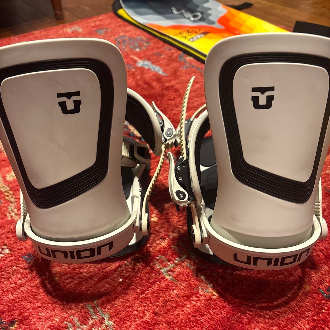 UNION ULTRA ホワイト Mサイズ　バインディング