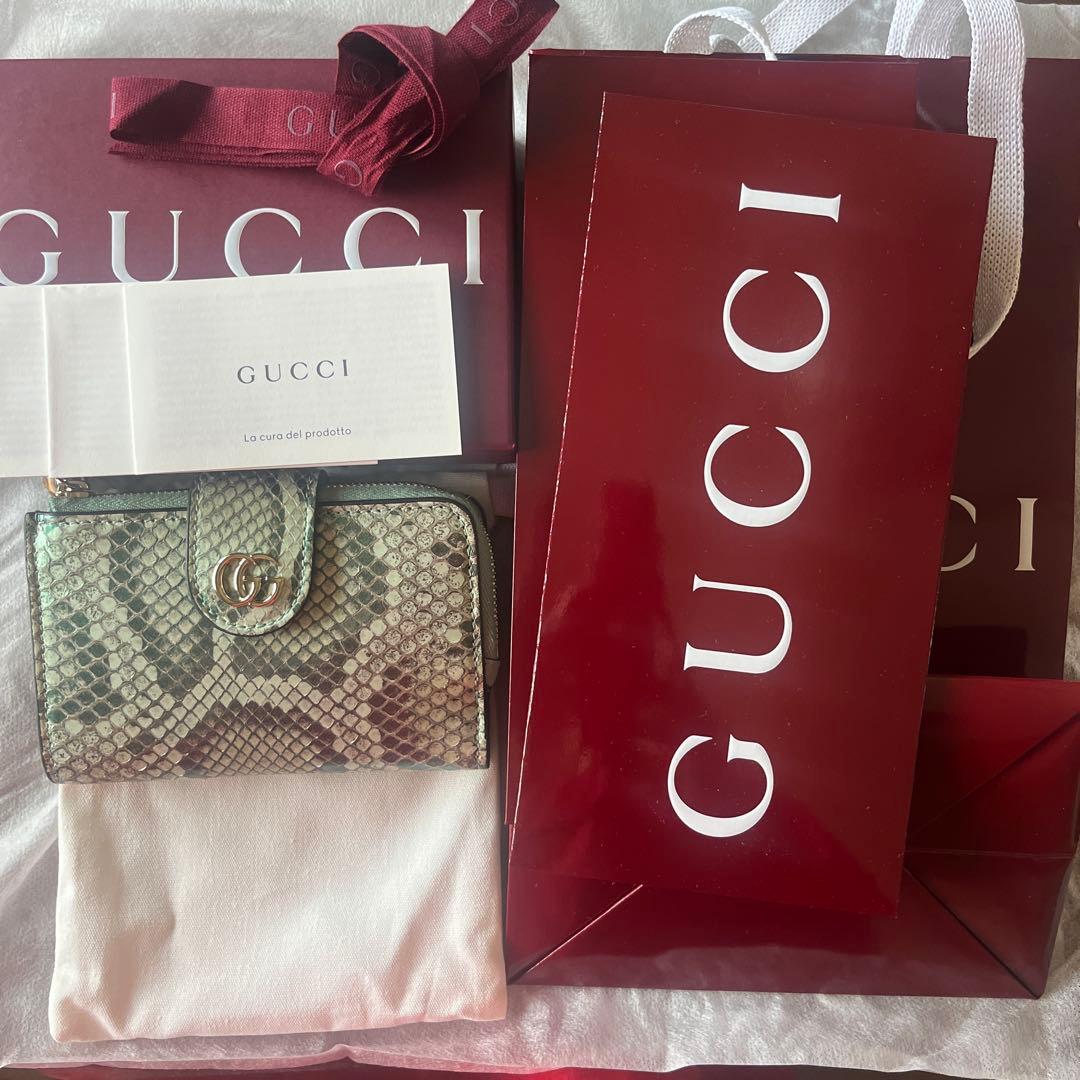 GUCCI パイソンウォレット　バンブー付き