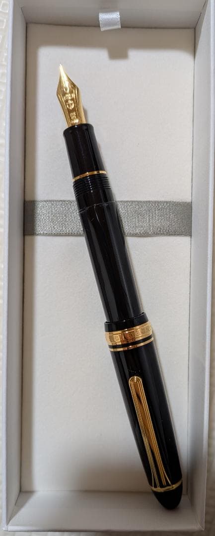 セーラー万年筆　プロフィット21　長刀研ぎMF(NMF)