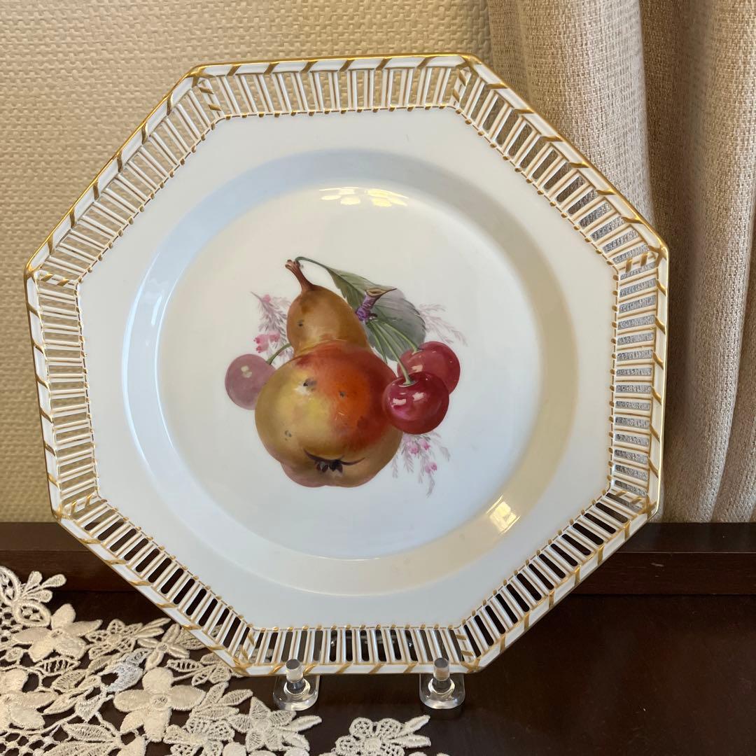 ベルリンKPM   アンティーク　フルーツ紋プレート
