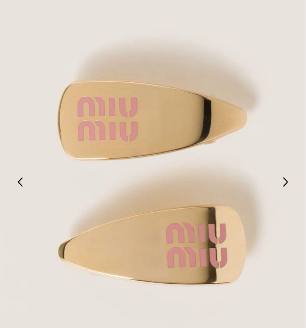2025SS miumiu エナメルメタル ヘアクリップ 2個セットピンク