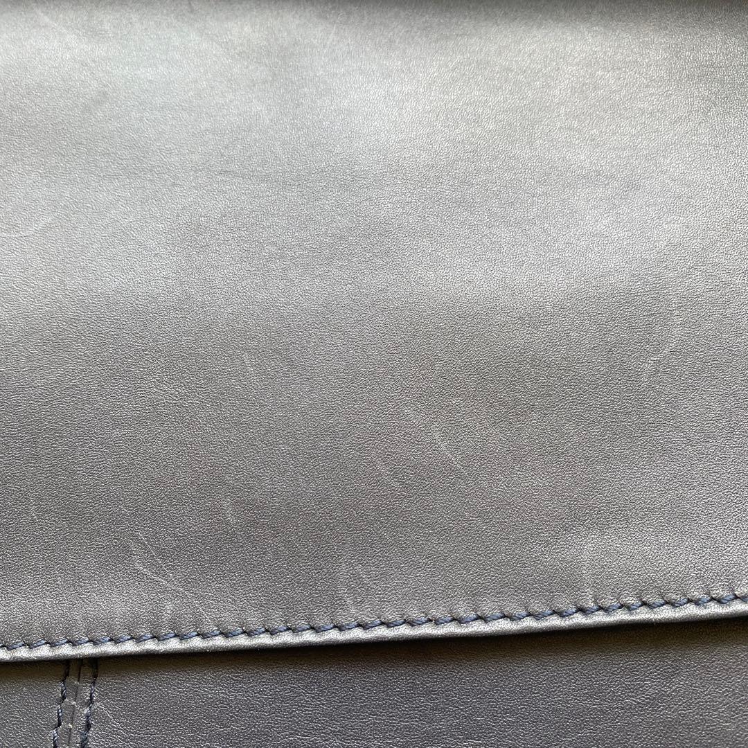 マザーハウス ザダン メッセンジャー ネイビー 斜めフラップ