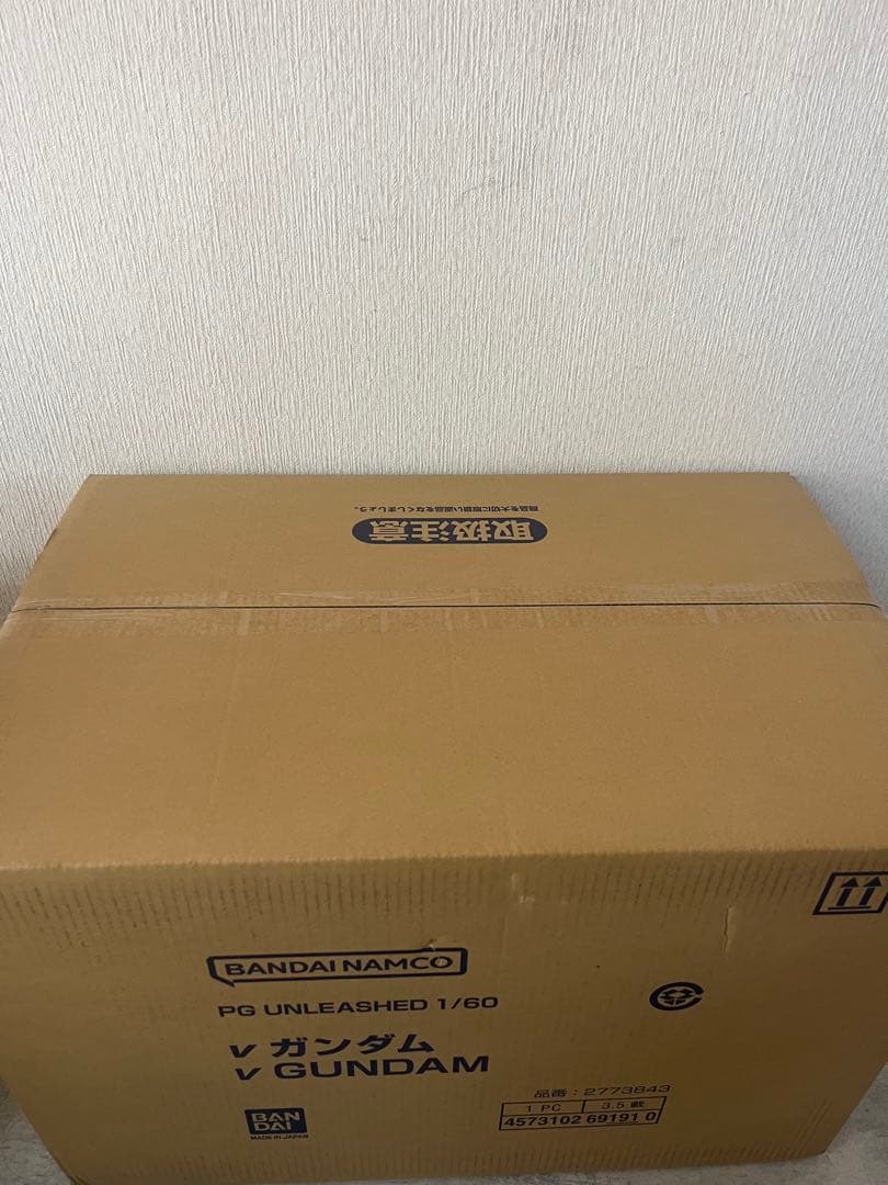 BANDAI PG UNLEASHED RX-93 1/60 νガンダム 新品