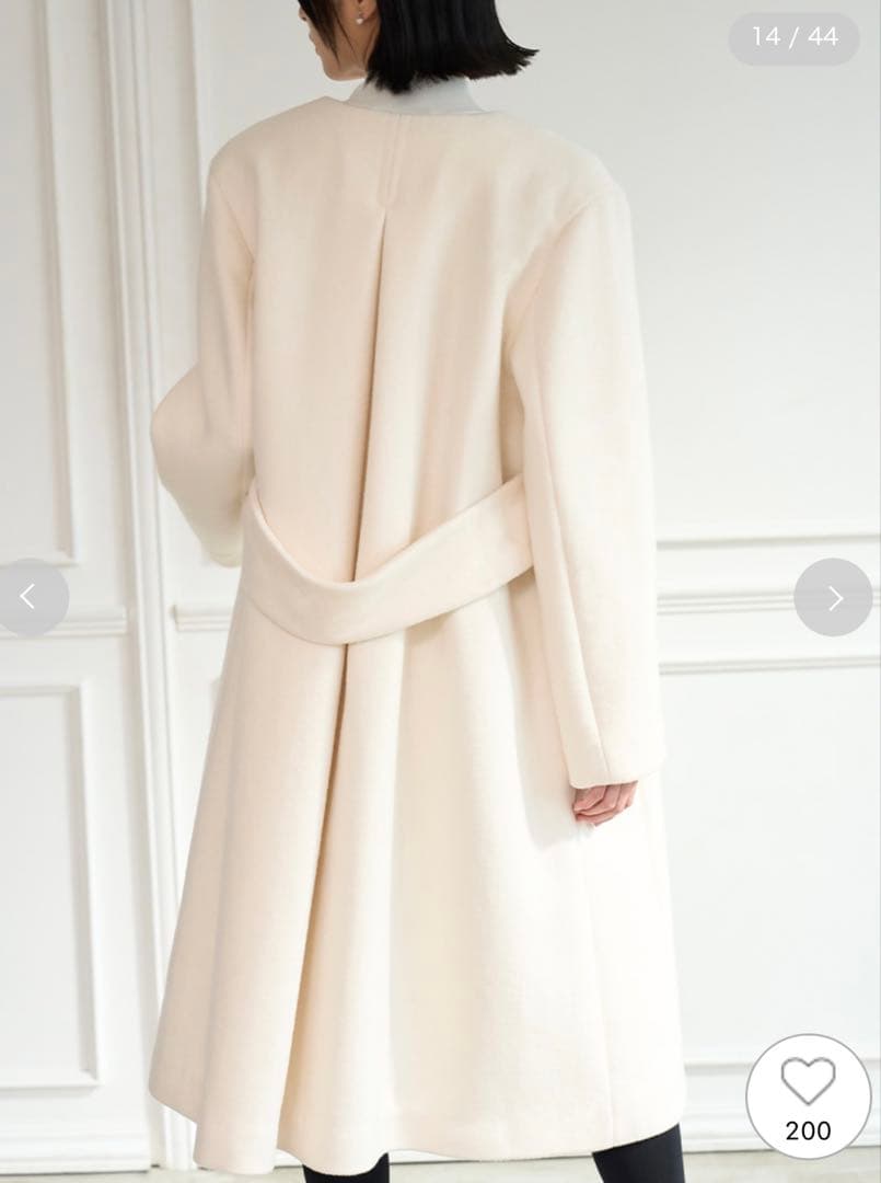 セルフォード　バックタックノーカラーコート